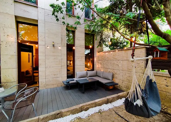 Mooki Loft&Garden In Sohobudapest