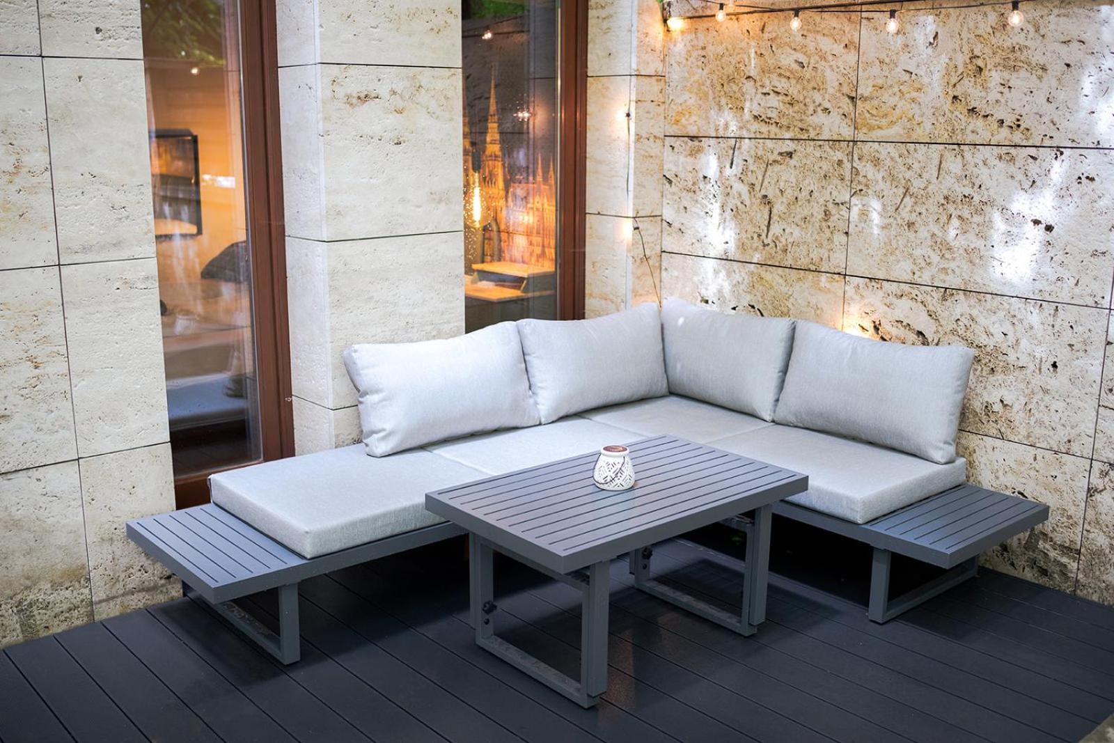 Mooki Loft&garden In Sohobudapest דירה בודפשט