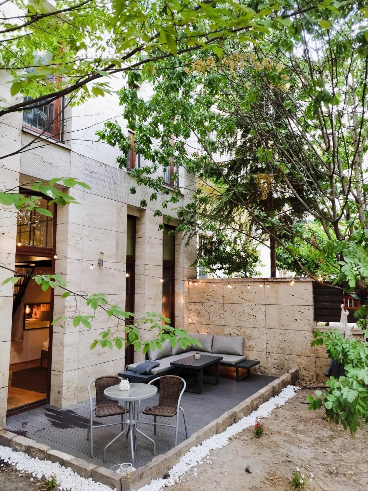Mooki Loft&garden In Sohobudapest דירה בודפשט