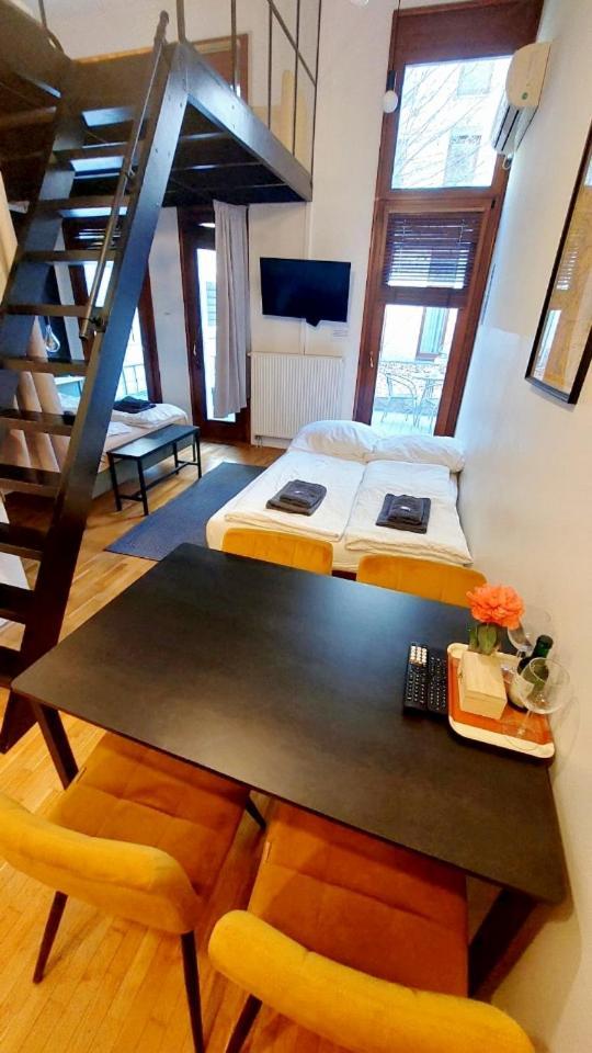 Mooki Loft&garden In Sohobudapest בודפשט